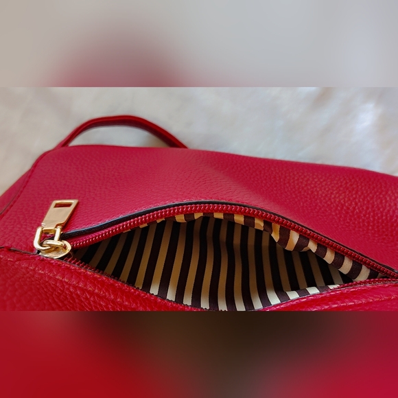 ❤️𝐕𝐢𝐛𝐫𝐚𝐧𝐭 𝐂𝐫𝐢𝐦𝐬𝐨𝐧 𝐐𝐮𝐢𝐥𝐭𝐞𝐝 𝐂𝐫𝐨𝐬𝐬𝐛𝐨𝐝𝐲 𝐁𝐚𝐠 - Picture 11 of 16